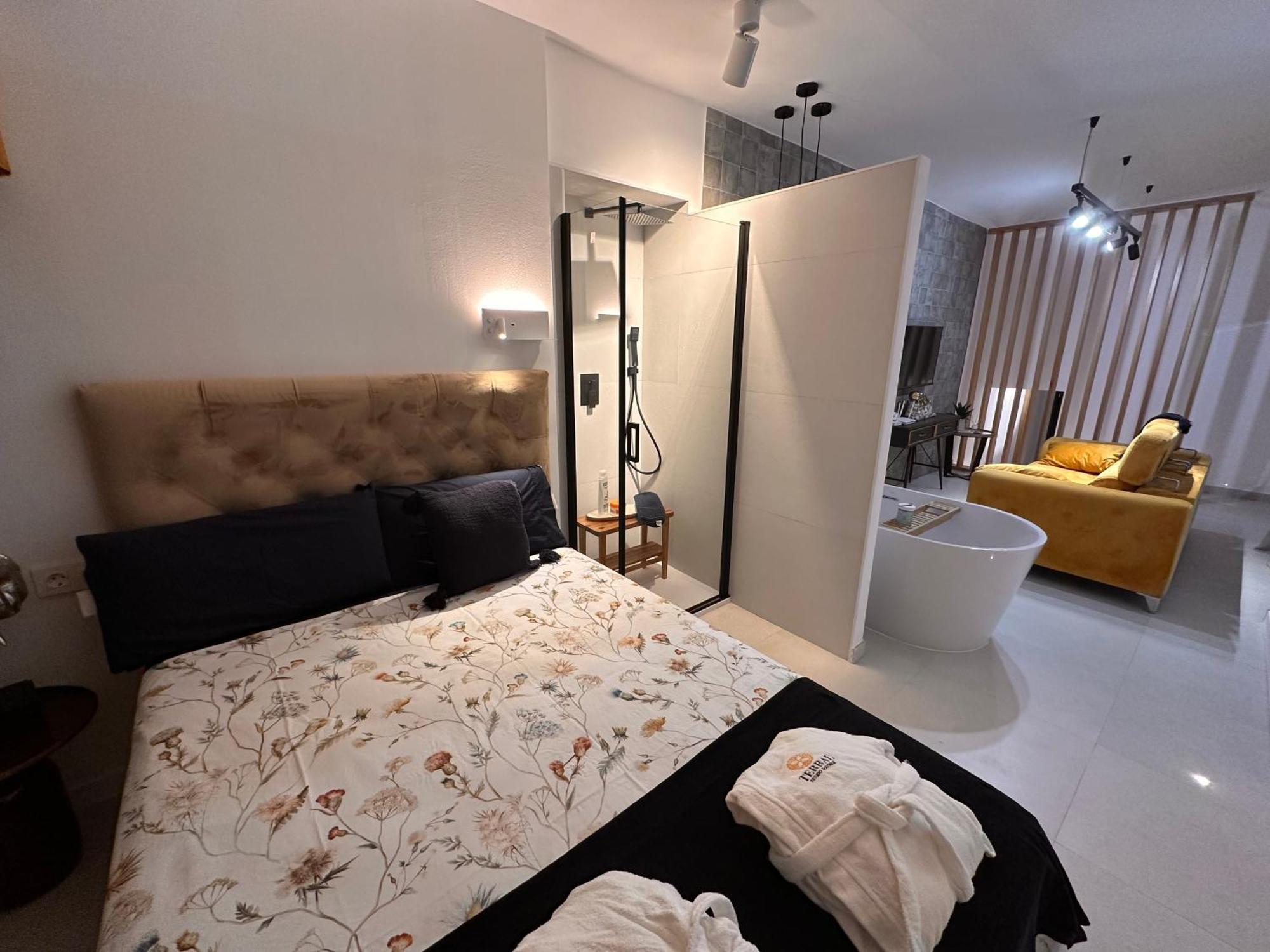 Estudio Boutique Terral كونيل ذي لا فرونتيرا المظهر الخارجي الصورة